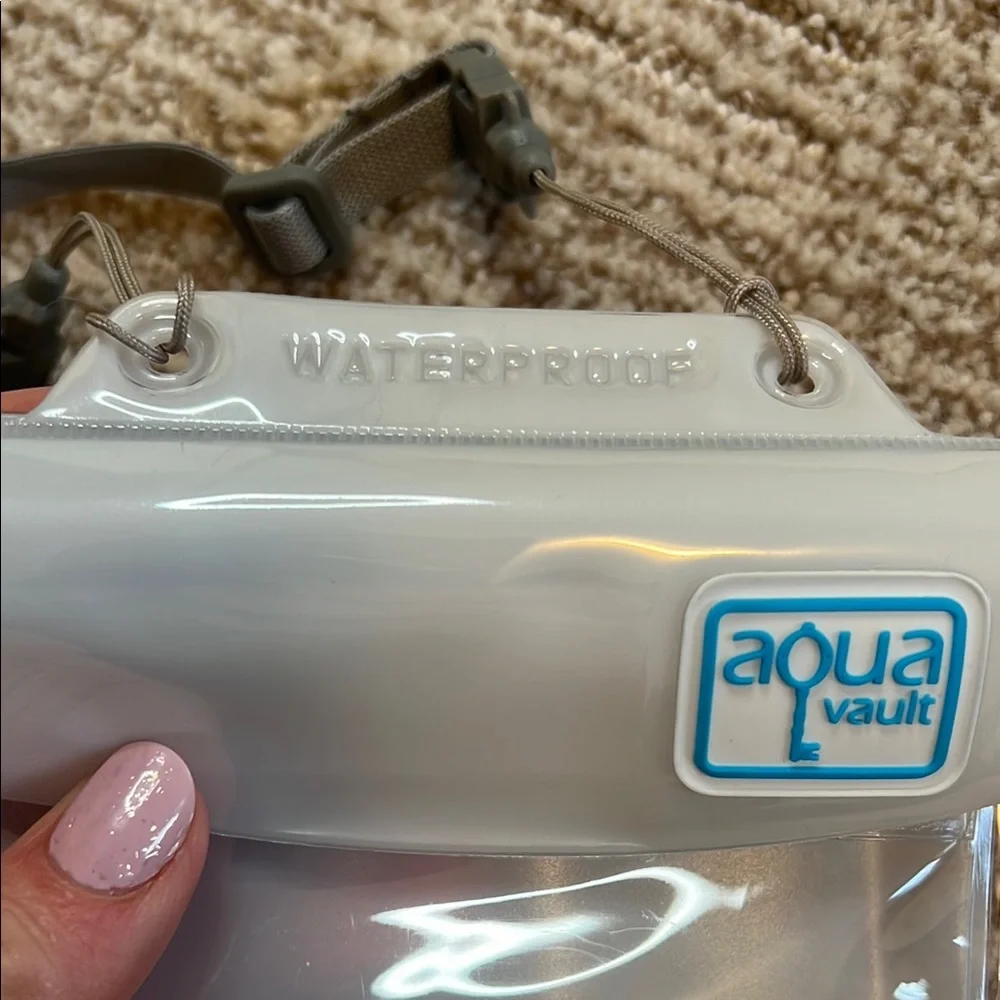 Aqua Vault Clear Waterproof Phone Pouch
